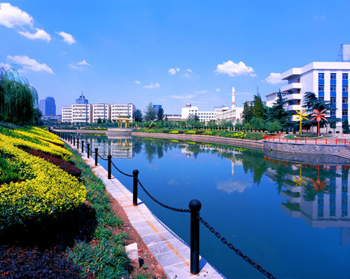 晉城市兩河 晉城實(shí)驗(yàn)中學(xué)
