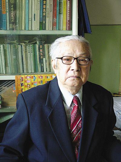 原中宣部部長鄧力群逝世 享年100歲