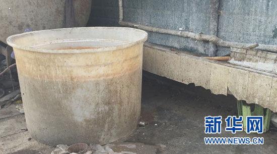 “史上最牛零食”辣條調(diào)查:生產(chǎn)環(huán)境極臟