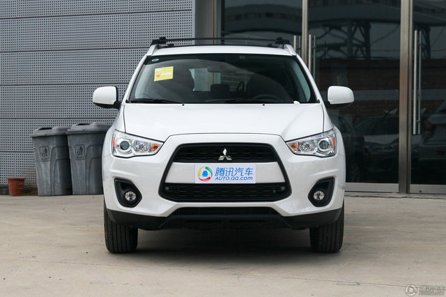 2014款 三菱新勁炫ASX 2.0L CVT兩驅(qū)精英版