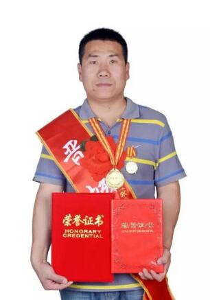 “見義勇為”好人李四海