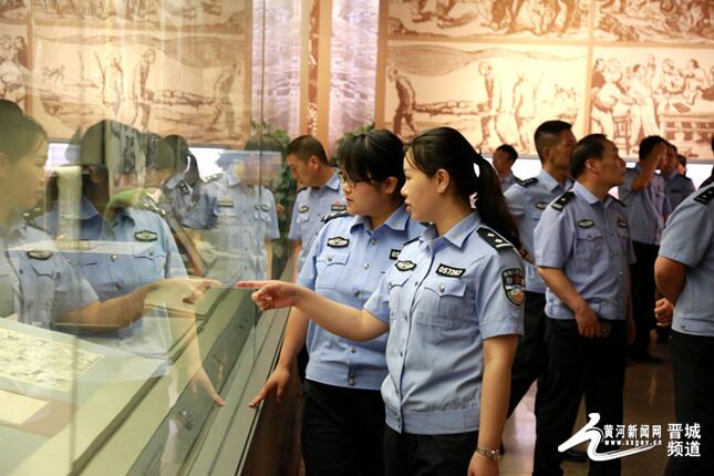 高平公安赴武鄉(xiāng)八路軍太行紀(jì)念館開展廉政教育